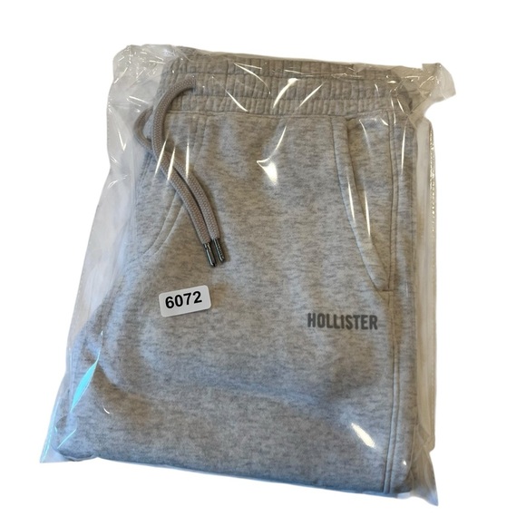 Hollister | Fleece Logo Joggers | Heathered Grey | Mens Small - Picture 13 of 13